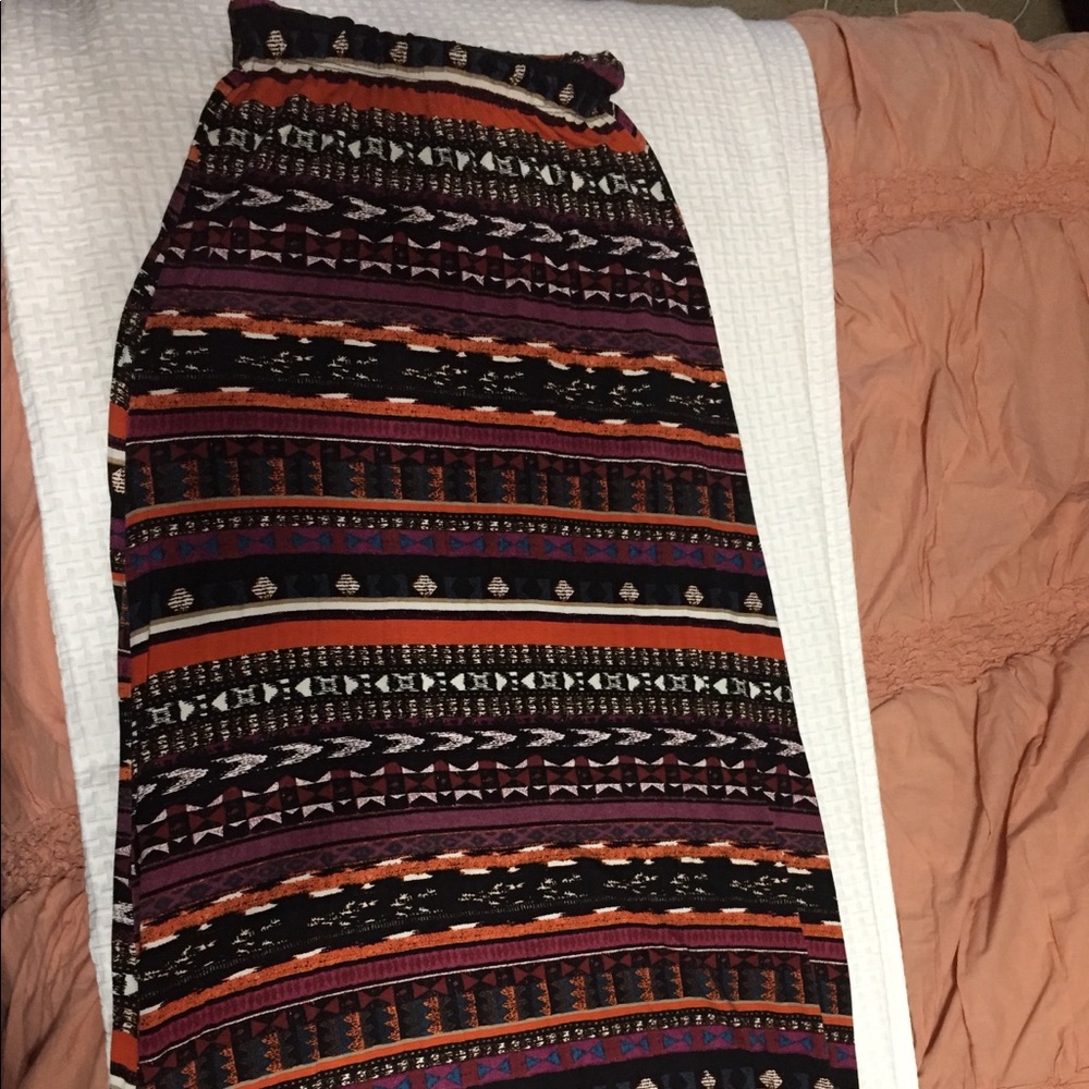 Maxi skirt Sz small Kp
